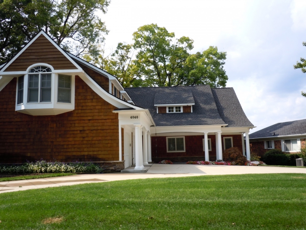 Homes on Watkins Lake in Waterford MI Oakland County Lakefront home